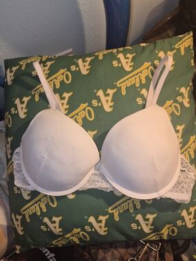 White Lace-Trim T-Shirt Bra - Women Intimates & Sleepwear